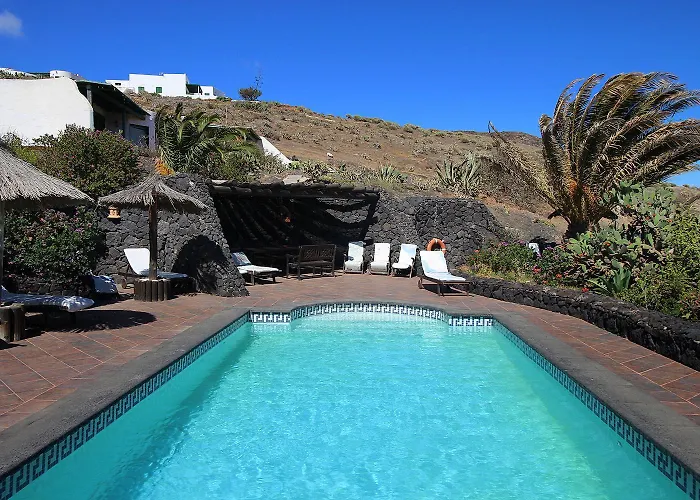 Roco 3 - Grosser Pool, Sauna, Meerblick, Entspannung Fuer 2 Personen *